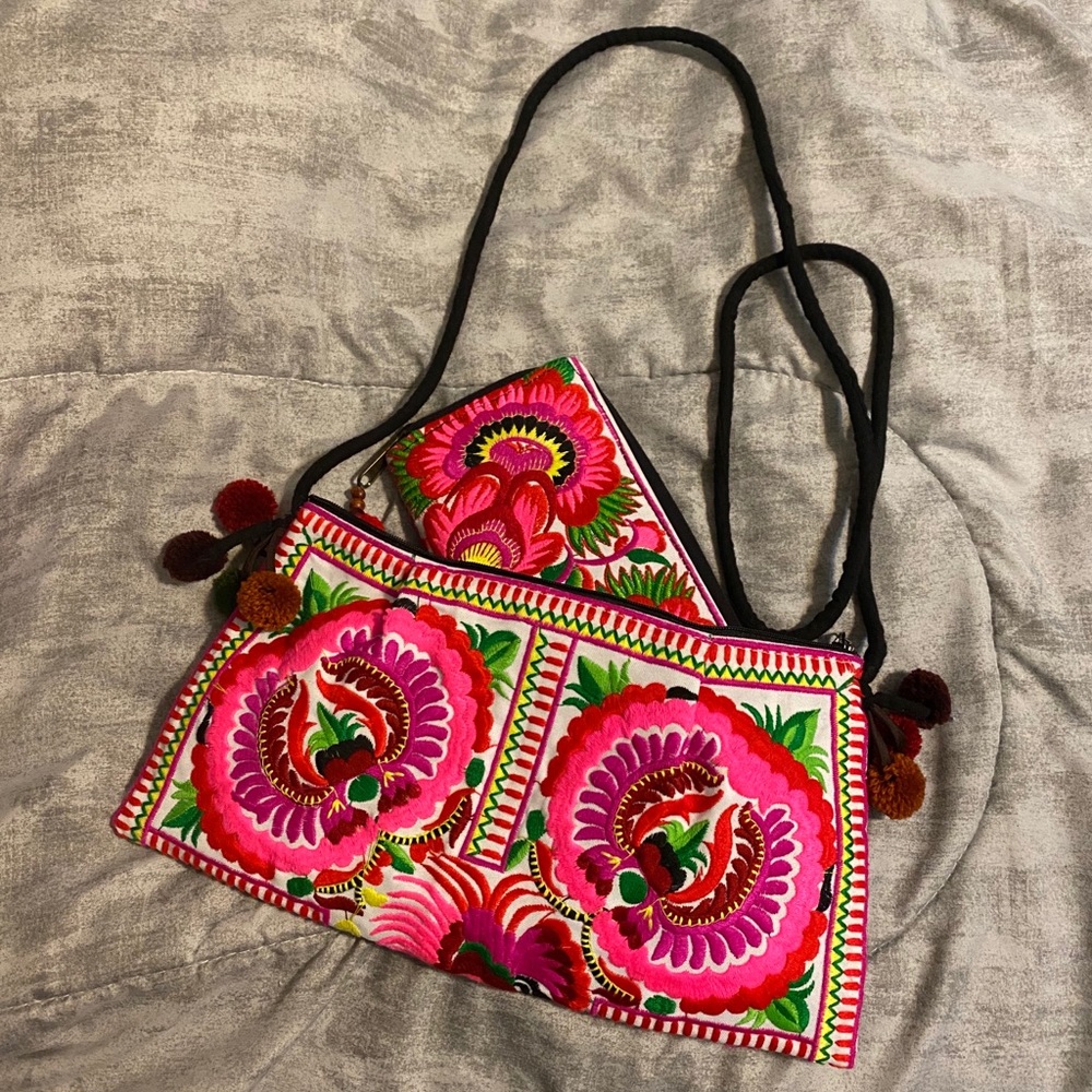 NWOT Authentic Thai Embroidered Purse & Wallet Set